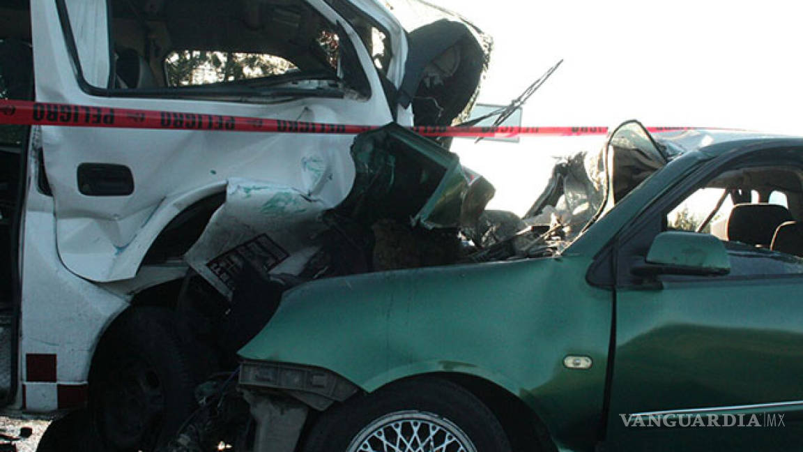 Choque en carretera de Hidalgo deja cinco personas muertas