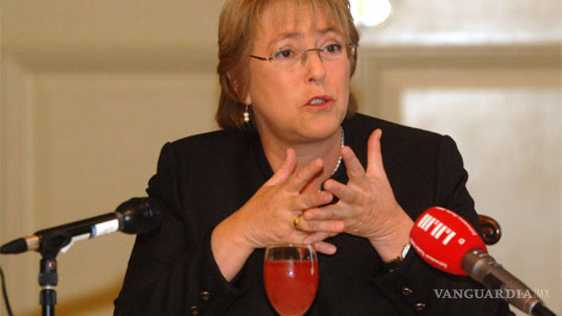 A un año del terremoto en chile, Bachelet pide no buscar culpables