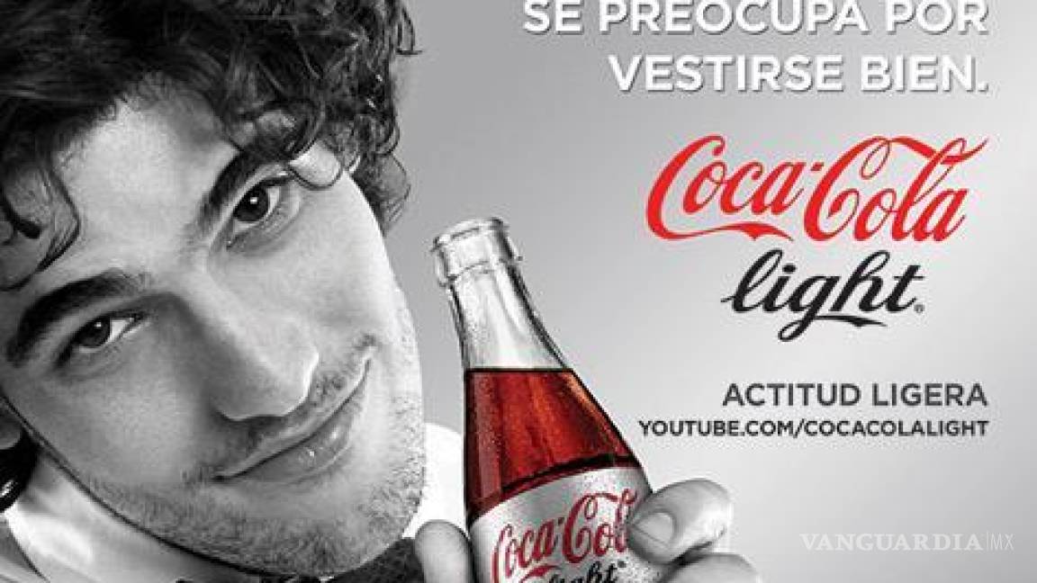 Exigen a Coca Cola retirar campaña publicitaria