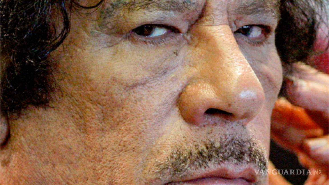 Gaddafi amenaza con guerra prolongada ante ataque
