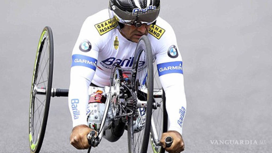 Alex Zanardi gana medalla de oro en Paralímpicos