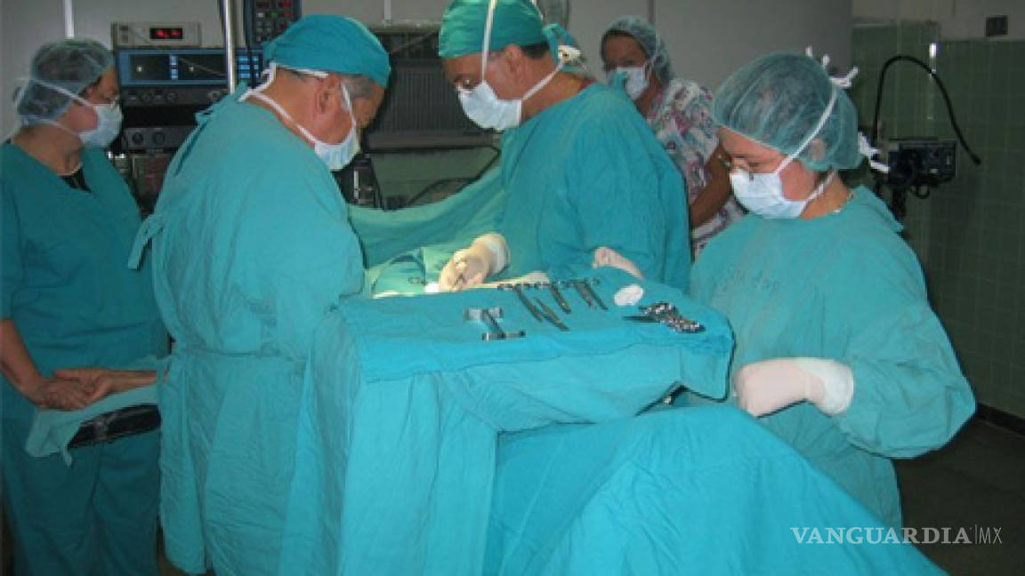 Desaparece cirujano de quirófano en NL