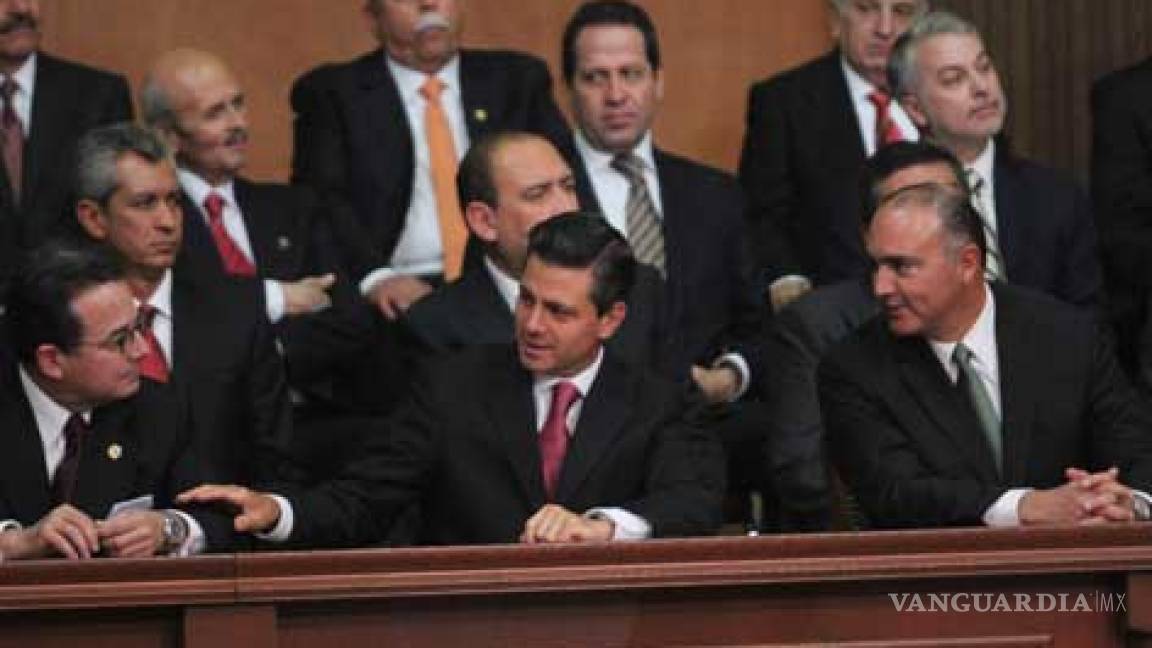 Peña Nieto: &lt;i&gt;el mejor homenaje a la Ley Suprema es cumplirla&lt;/i&gt;