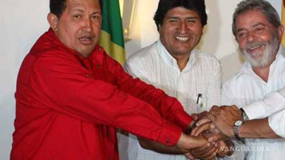 Evo Morales viajará a Caracas para despedir a Chávez
