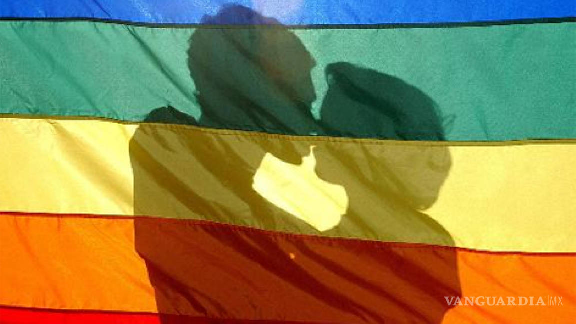 Iglesia niega discriminar a gays