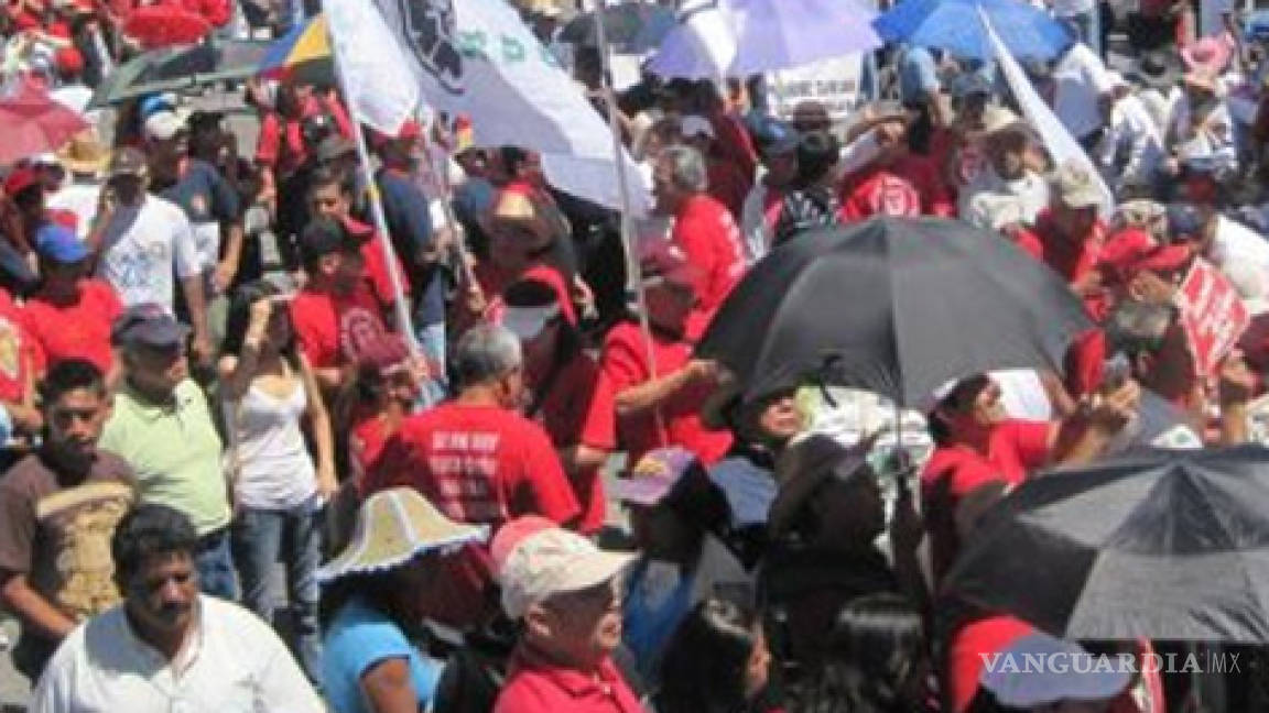 Sindicatos convocan a marcha contra la reforma laboral