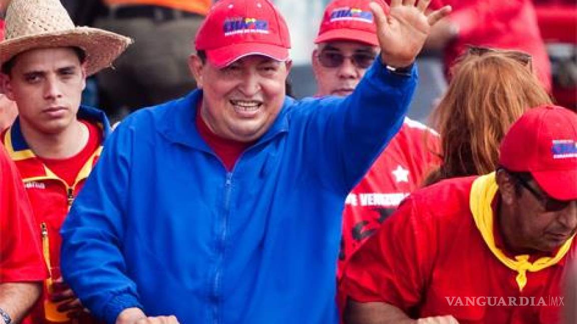 Encuestas dan a Hugo Chávez ventaja de entre 11 y 14 puntos