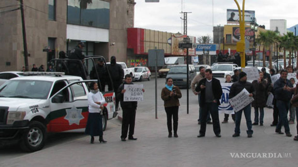 Panistas Protestan Contra Armando Castro En Monclova