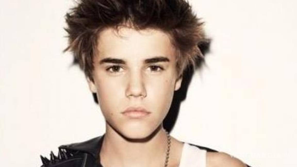 Justin Bieber es demandado por supuesto padre de Selena Gómez