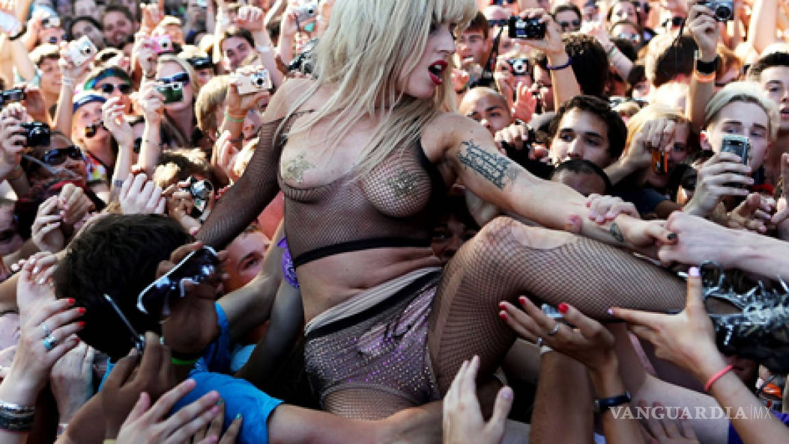 Le echan el ojo a Lady Gaga en la industria porno