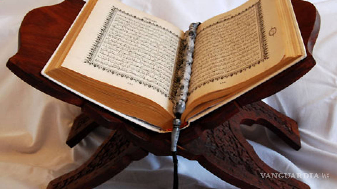 Presentan traducción más antigua del Corán