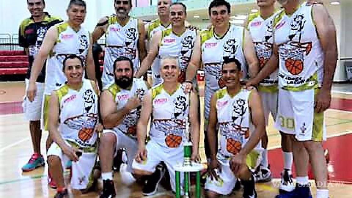 Torreón San Lunes hace historia, es Campeón de basquetbol de veteranos