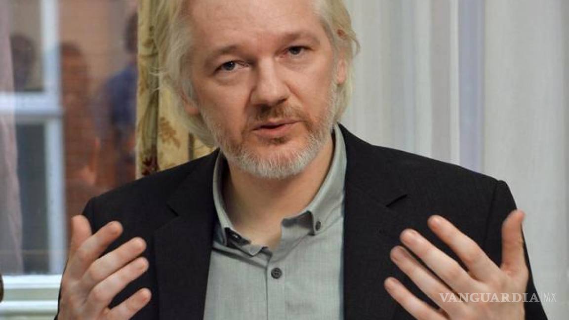 Suecia cierra investigación por violación contra Julian Assange