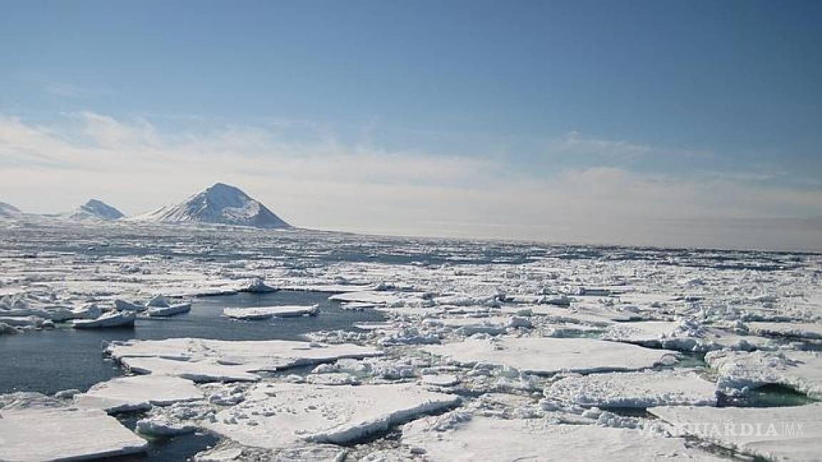 Hielo superficial en Ártico y Antártico, en mínimos históricos