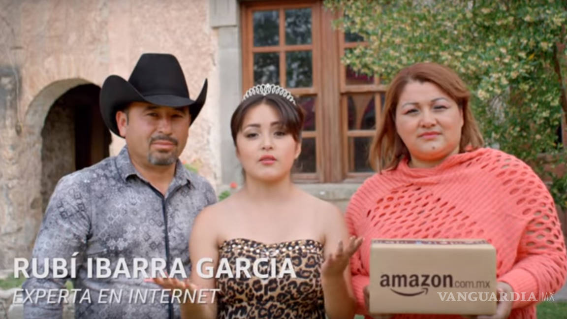 Rubí se vuelve a vestir de quinceañera para comercial de Amazon