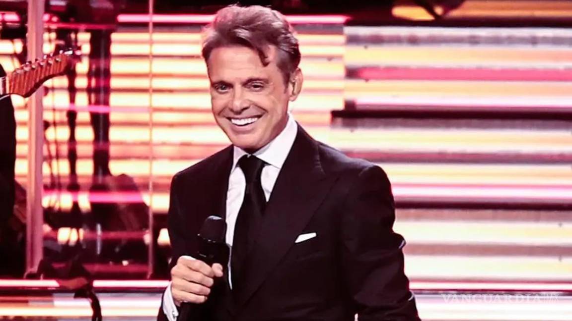 Luis Miguel rompe en llanto en pleno concierto Luis Miguel rompe en llanto en pleno concierto