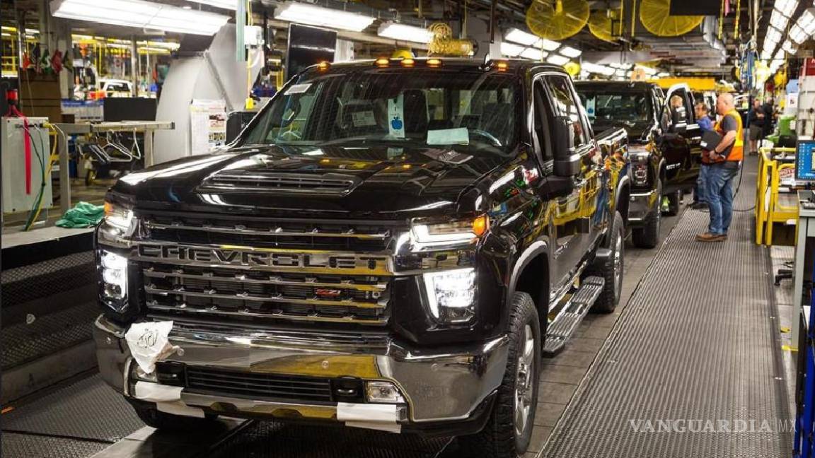 Armará GM más camionetas a combustible en Flint, Michigan
