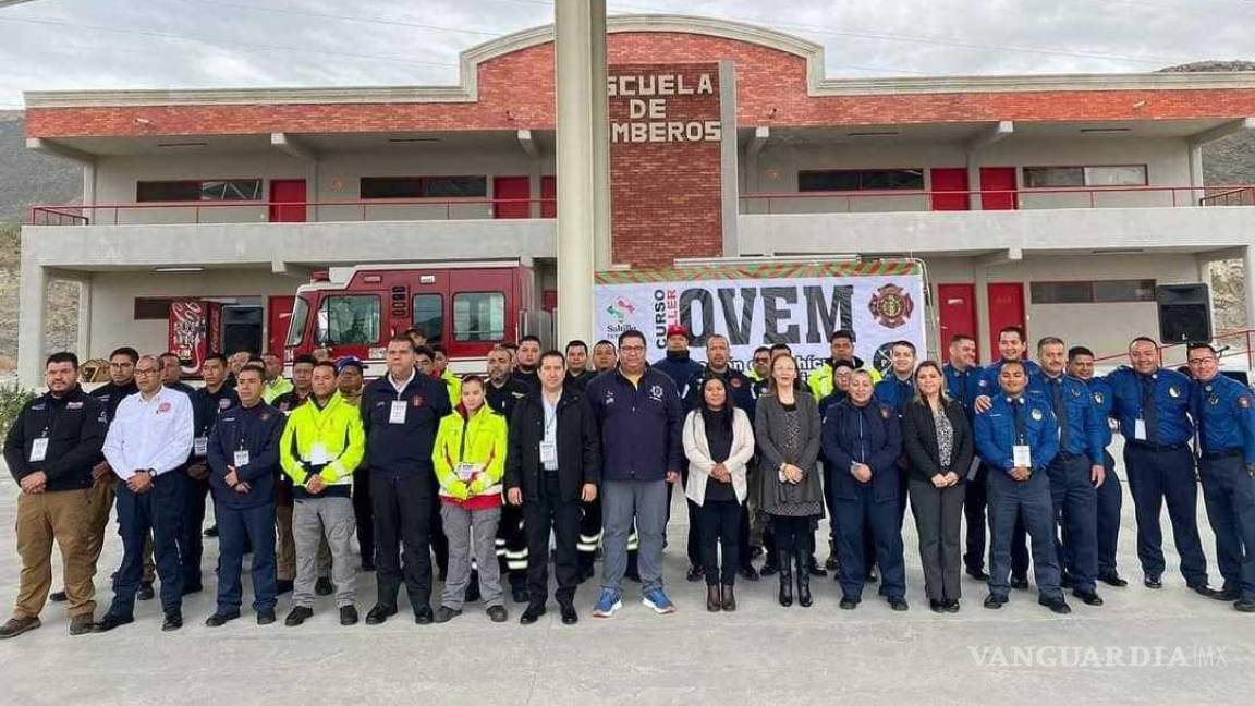Elementos de rescate de Saltillo concluyen curso en operación de vehículos de emergencia en Torreón