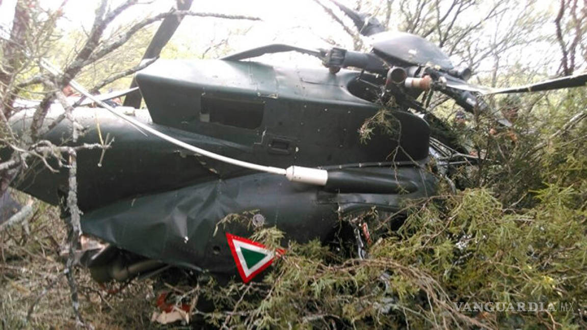 Estable, militar tras caída de helicóptero