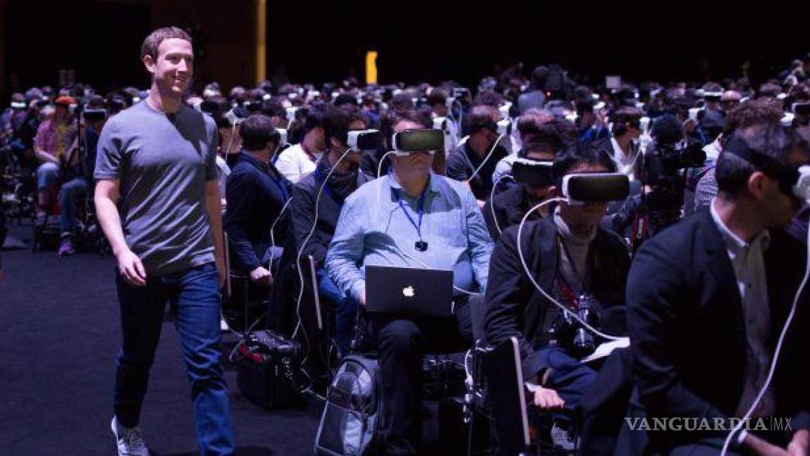 Mark Zuckerberg presentó &quot;pack de realidad virtual&quot;