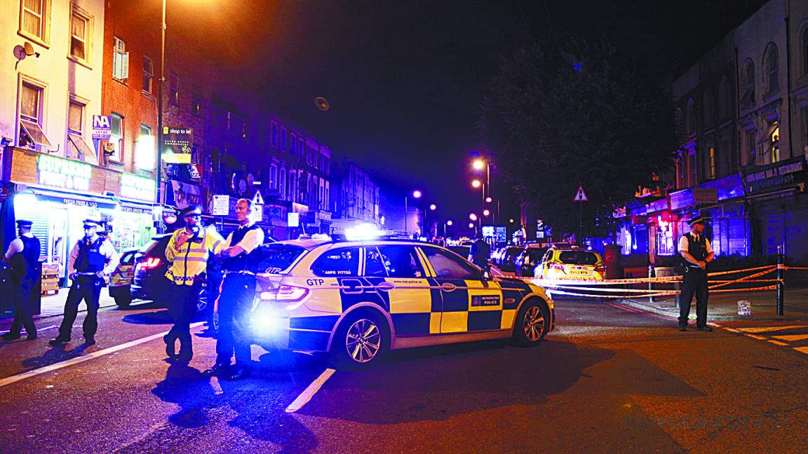 Ataque terrorista deja un muerto y 10 heridos en Londres