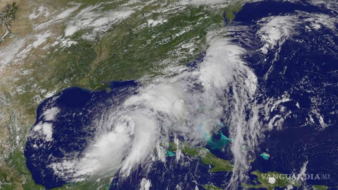 Hermine se fortalece en Golfo de México, llegará como huracán a costa de Florida