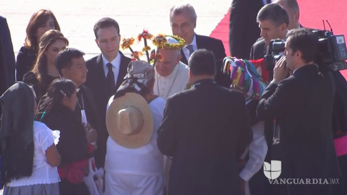 Papa arriba a Tuxtla Gutiérrez, viajará en helicóptero a San Cristóbal de las Casas