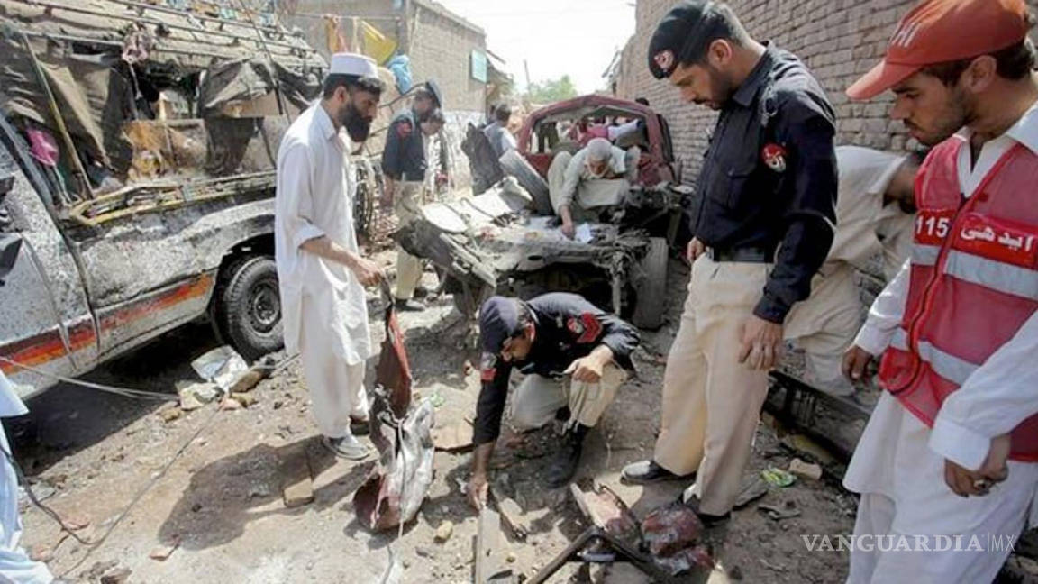 Atentado suicida deja 22 muertos en Pakistán