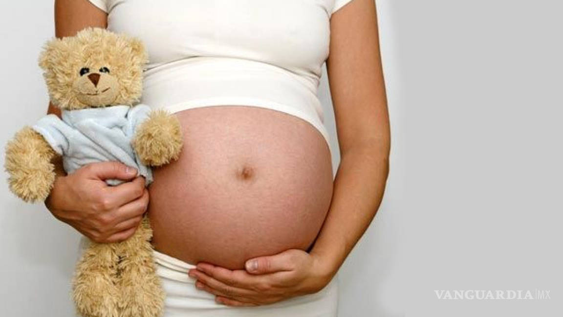 El 40% de las consultas en adolescentes son por embarazo: Mikel Arriola