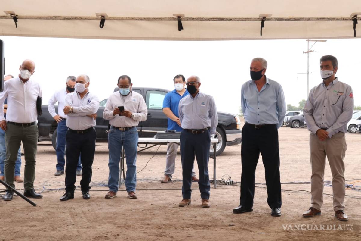 Alcalde de Torreón visita construcción del MercAhorro Abastos Alcalde de Torreón visita construcción del MercAhorro Abastos