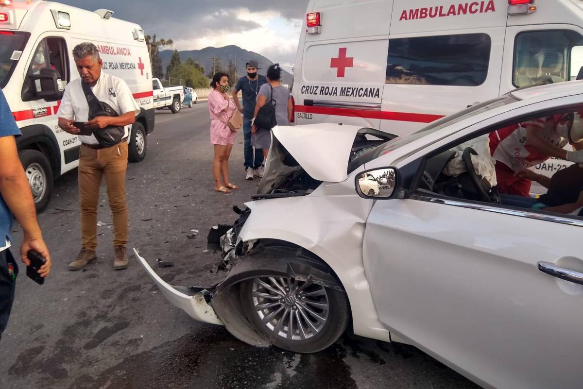 Deja Cinco Heridos Fuerte Choque Al Sur De Saltillo