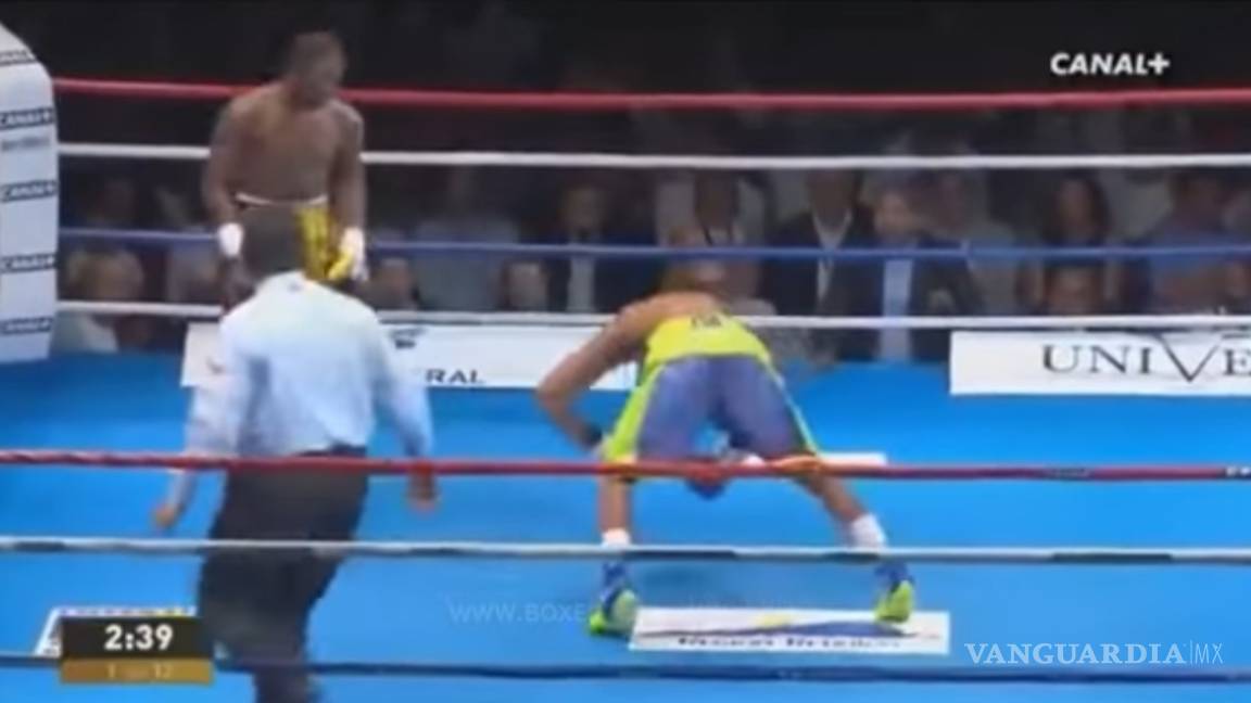 Un boxeador camerunés propinó el posible mejor nocaut del año