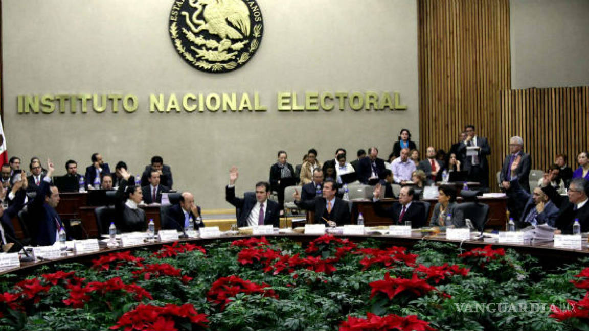Aprueba INE a 50 aspirantes independientes para la Constituyente