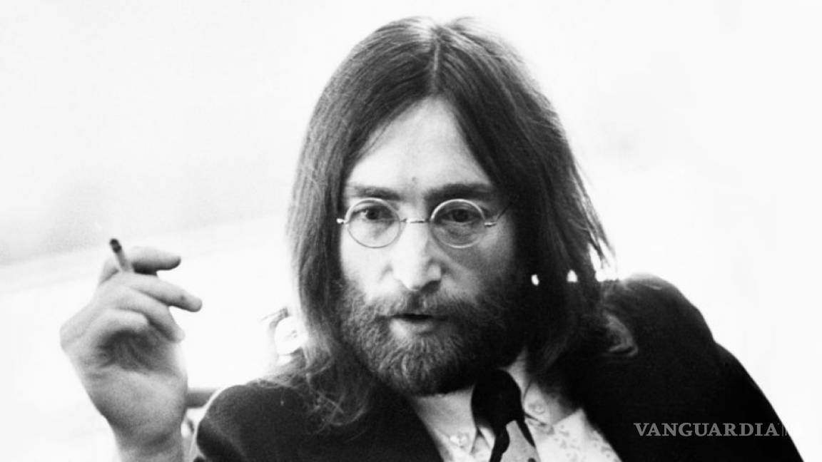 Tasan en 73 mil dólares una carta manuscrita de John Lennon a Isabel II