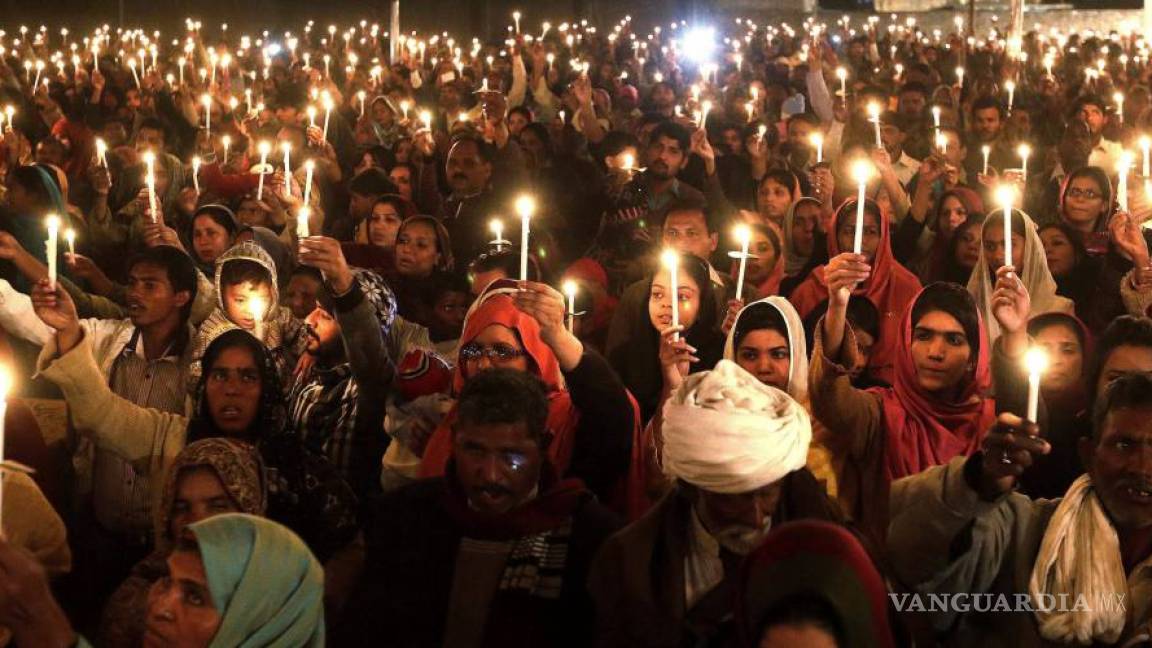 Pakistán conmemora primer aniversario de masacre en escuela Peshawar