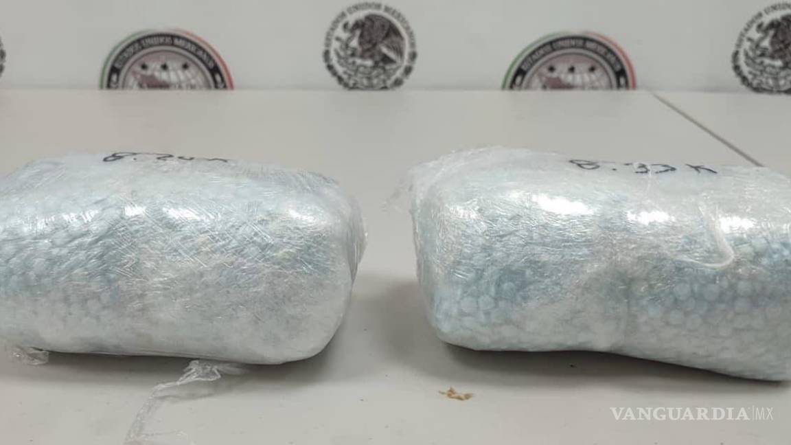 Detienen a hombre que transportaba más de 16 mil pastillas de fentanilo en Monterrey, Nuevo León