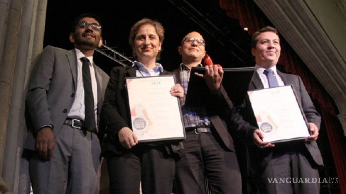 Dan Premio a la Libertad de Expresión a Aristegui