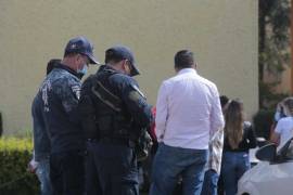Hombres destrozan casilla en Metepec; intentaron robar material electoral (video)