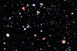 Esta imagen proveída por la Agencia Espacial Europea muestra miles de galaxias capturadas por el Telescopio Espacial Hubble en observaciones entre el 2002 y el 2009. AP/NASA/ESA/G. Illingworth, D. Magee/P. Oesch/University of California, Santa Cruz/R. Bouwens/Leiden University/HUDF09 Team