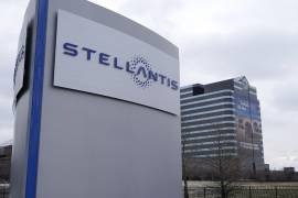 En las plantas del complejo Stellantis de Chrysler iniciará el plan piloto para el retiro de cubrebocas en la iniciativa privada en Coahuila.