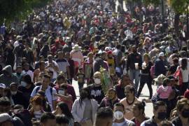 Peregrinos llegan a la Basílica de Guadalupe en la Ciudad de México.