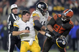 Steelers sentará al 'peleonero' Mason Rudolph en su juego contra los Browns, para evitar sorpresas