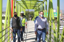 Registra 95 por ciento de avance puente peatonal en populosa colonia de Saltillo