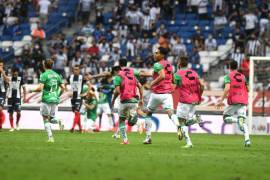 Santos saca empate 1-1 con Monterrey y avanza a la semifinal