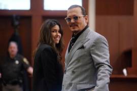 Camille Vasquez y Johnny Depp en la corte de Fairfax, Virginia.