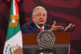 López Obrador aseguró que la refinería comenzará a operar próximamente | foto: Especial
