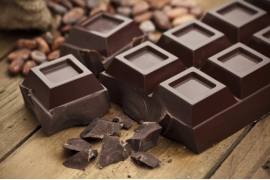 Consumir chocolate trae sinnúmero de beneficios para la salud.