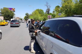 En Torreón operativo contra placas vencidas incluye a unidades de procedencia extranjera