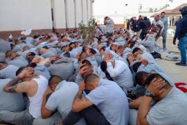 La mañana de este domingo 1 de enero un grupo armado provocó una revuelta en el Cereso 3 de Ciudad Juárez, Chihuahua. Actualmente, 26 internos se encuentran prófugos.
