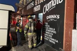 Aspectos del accidente en un restaurante, el cual provocó quemaduras con aceite de primer grado en la encargada.